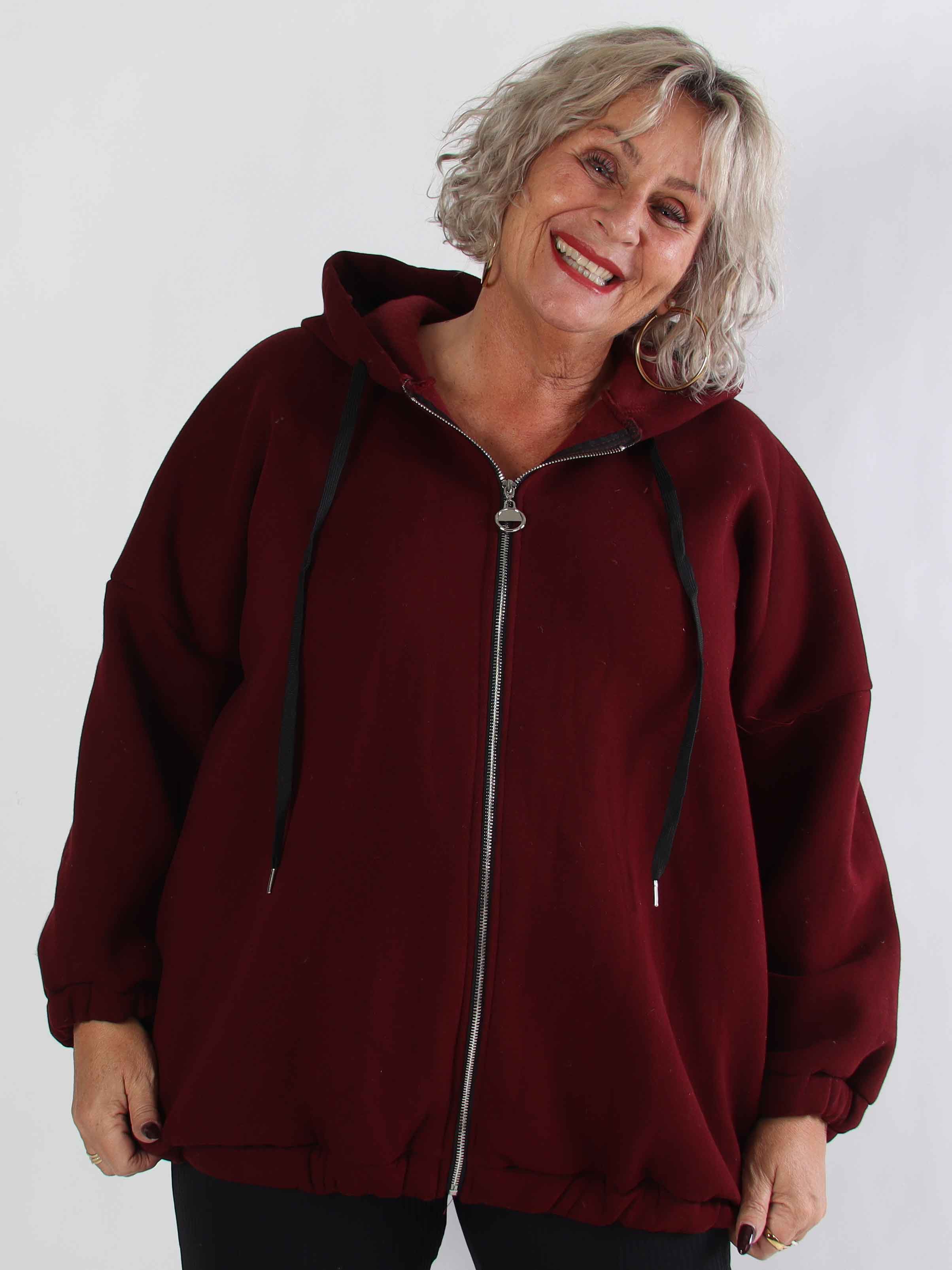 Iverna - Blød plus size oversize hoodie med tekst